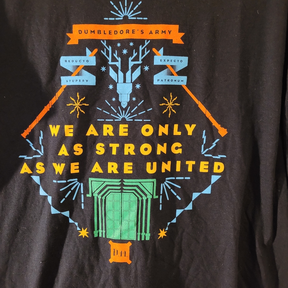 NWOT Official Harry Potter Lootcrate DA T-shirt